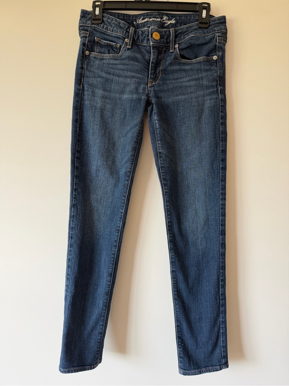 American Eagle Size 6 Skinny Stretch Jeans Medium Wash Denim